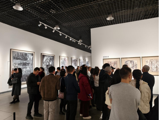 丝绸之路——杨晓阳丝路四十年好意思术创作暨文件展（新疆站）在新疆好意思术馆开幕