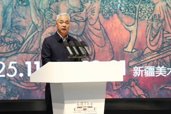 丝绸之路——杨晓阳丝路四十年好意思术创作暨文件展（新疆站）在新疆好意思术馆开幕